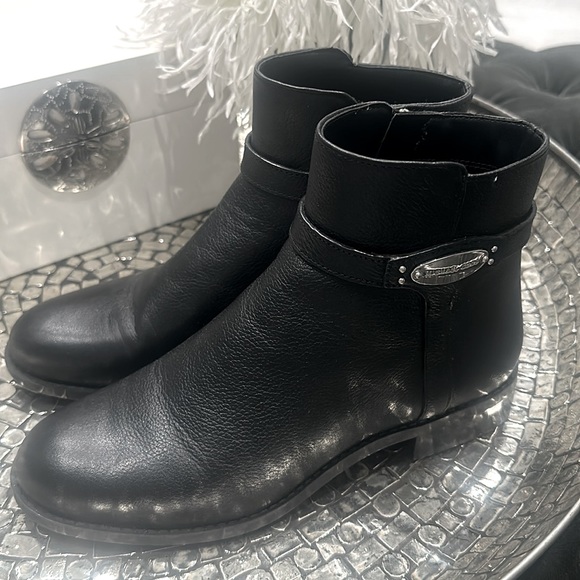 Michael Kors Ankle Shoe boots Sz 5 - Picture 1 of 8